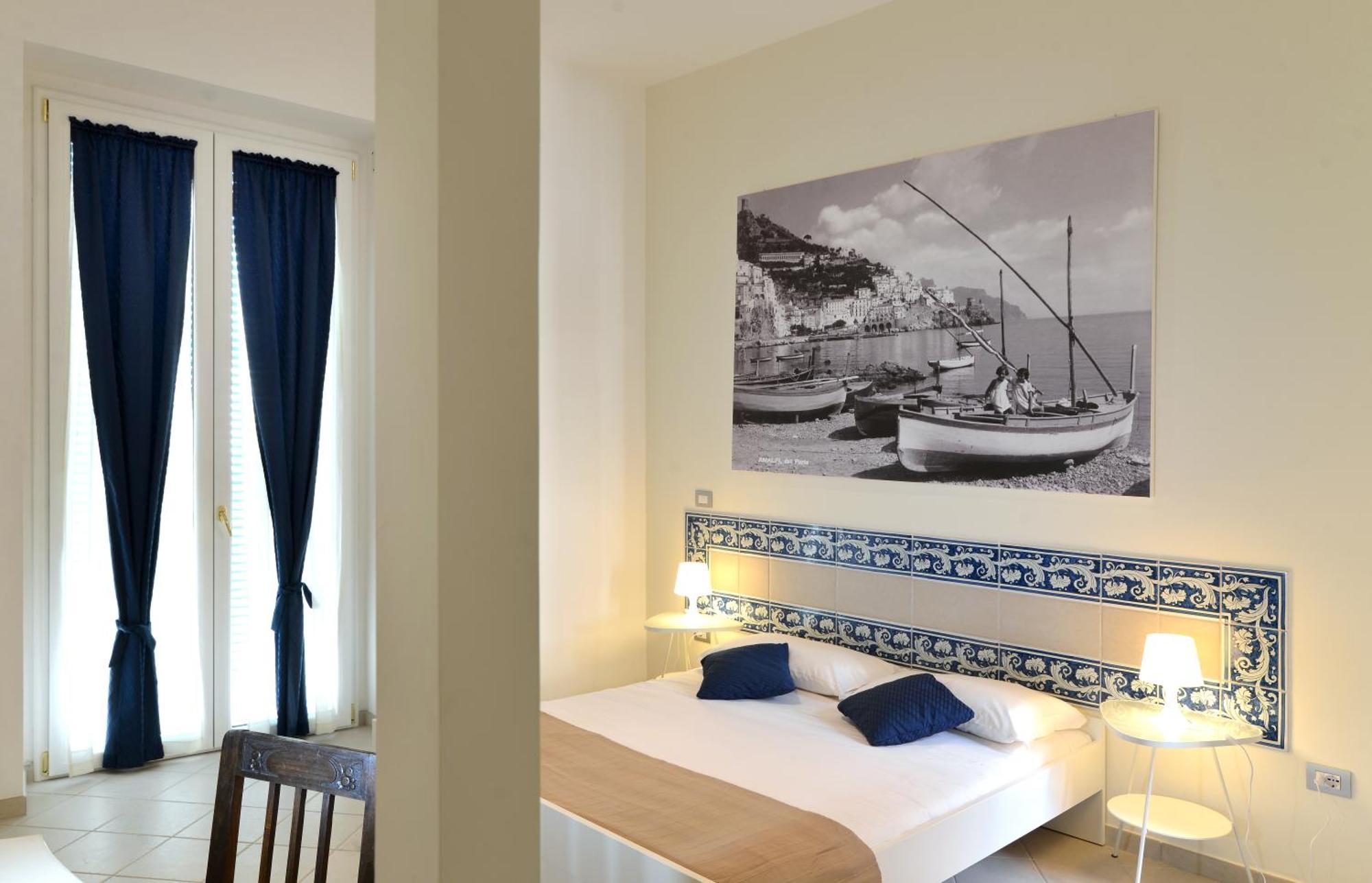 ซาแลร์โน บีแอนด์บี ซานติ แอนด์ ซาราเชนี-ใหม่ Bed & Breakfast ห้อง รูปภาพ